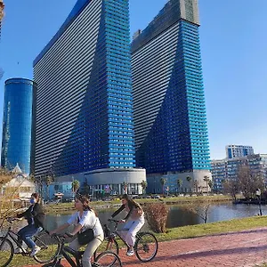 Apartment Twins Tower Orbi